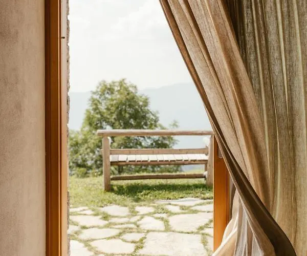 Eco Astra Montana شاليه